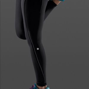 Lululemon Chase the Chill Tight 28” size 4